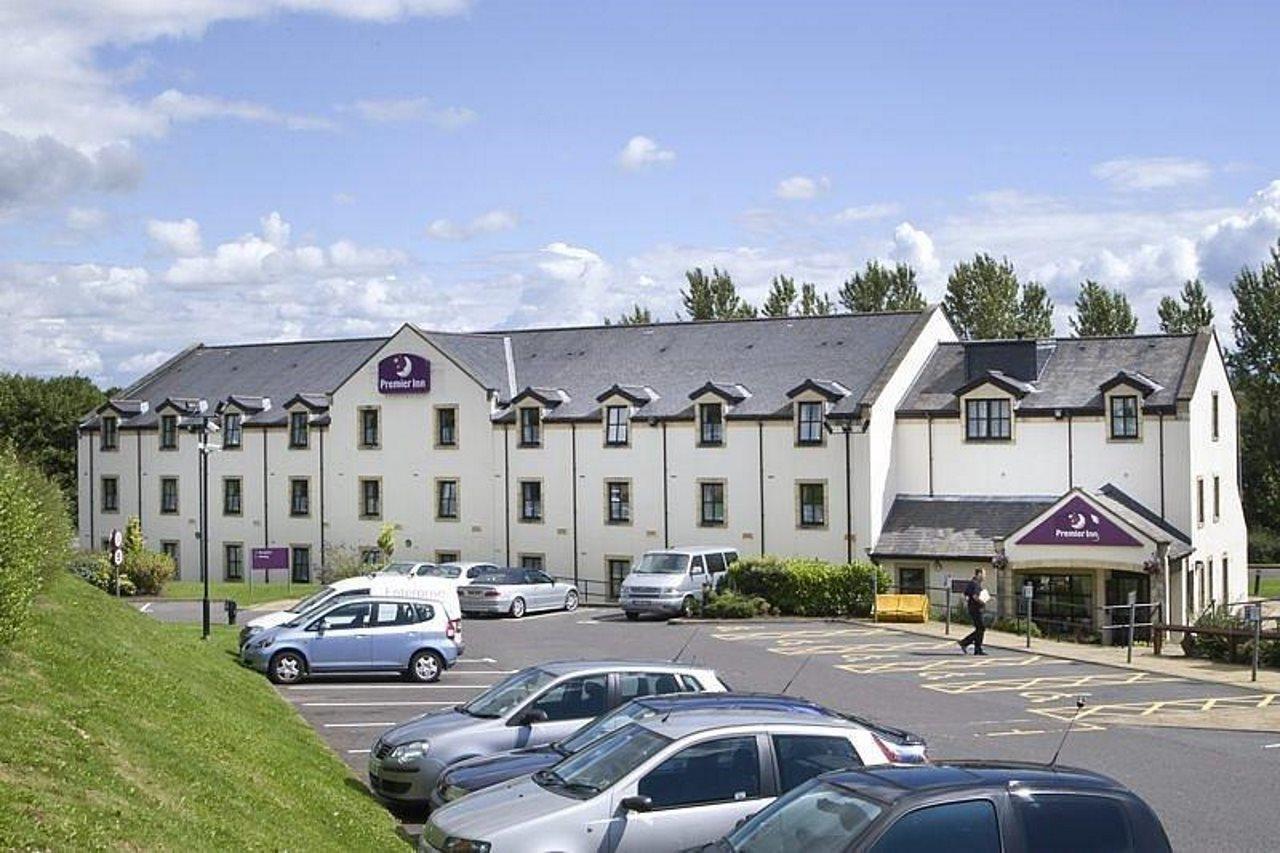Premier Inn Glasgow Milngavie Exterior foto